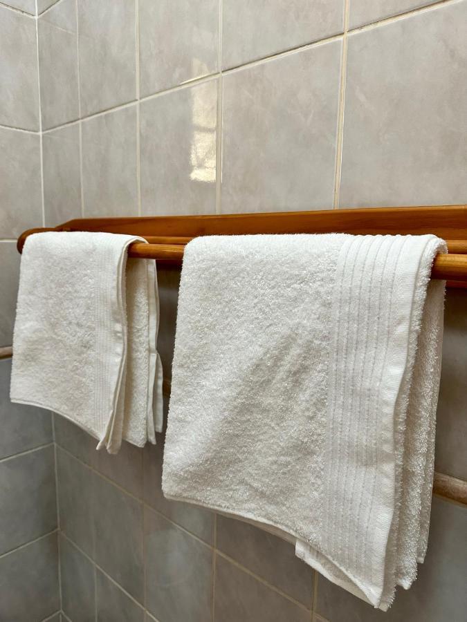 Blue Lantern Bed And Breakfast Кемптън Парк Екстериор снимка