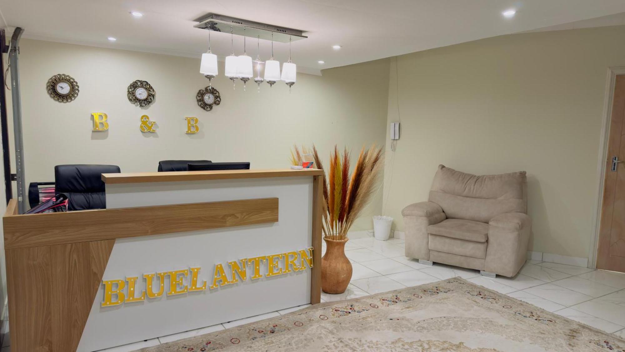 Blue Lantern Bed And Breakfast Кемптън Парк Екстериор снимка